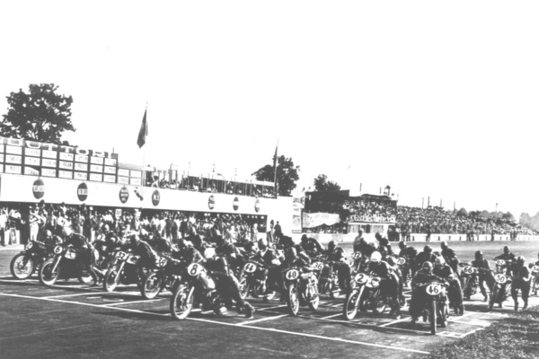 1950 Road Racing GP500 Nations Grand Prix Monza On the grid