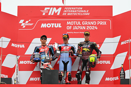 Ai Ogura JPN 
Manuel Gonzales SPA 
Filip Salac CZE 
Podium 
Moto2 

 GP Japan 2024 (Circuit Motegi) 4-6.10.2024 
photo: Lukasz Swiderek  
www.photoPSP.com  
@photopsp_lukasz_swiderek 